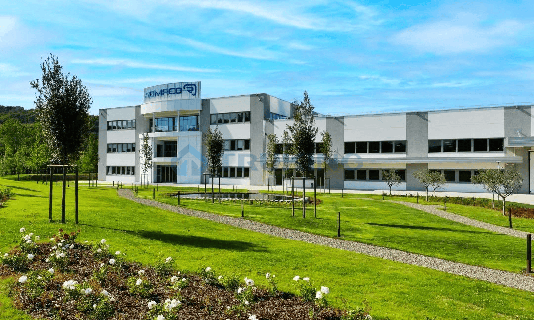 Concluído e colocado em produção, vamos visitar o novo edifício Romaco Bolonha